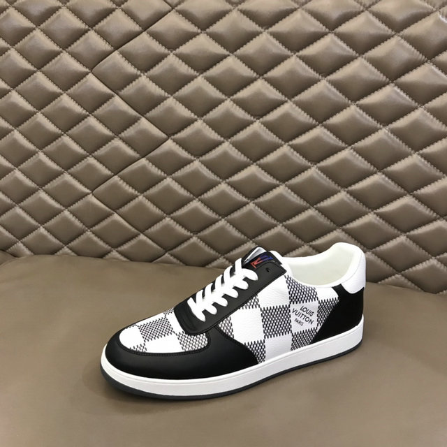 men LV shoes-177